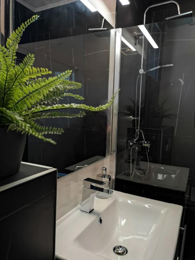 Otium Wellness Apartmanhaz Balatonakarattya Exteriér fotografie