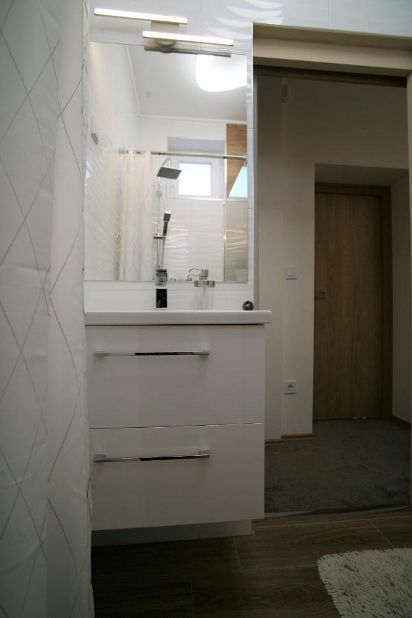 Otium Wellness Apartmanhaz Balatonakarattya Exteriér fotografie