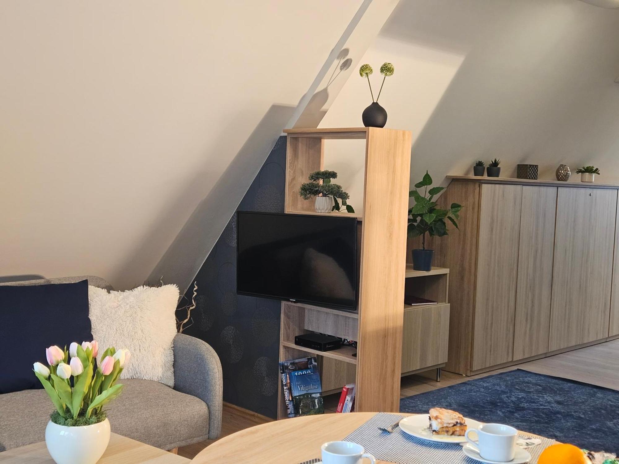 Otium Wellness Apartmanhaz Balatonakarattya Exteriér fotografie